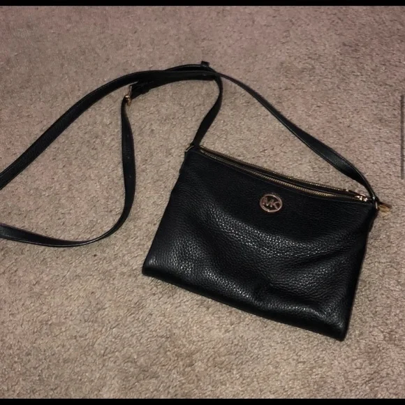 Michael Kors black crossbody purse - Picture 3 of 6